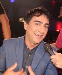 Fernando Villarroel alerta sobre amenazas de secuestro tras polémica parodia